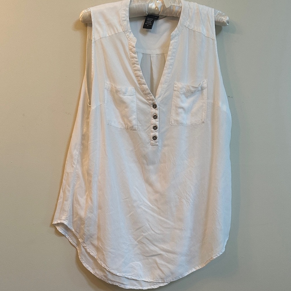 torrid White Sleeveless Henley Blouse